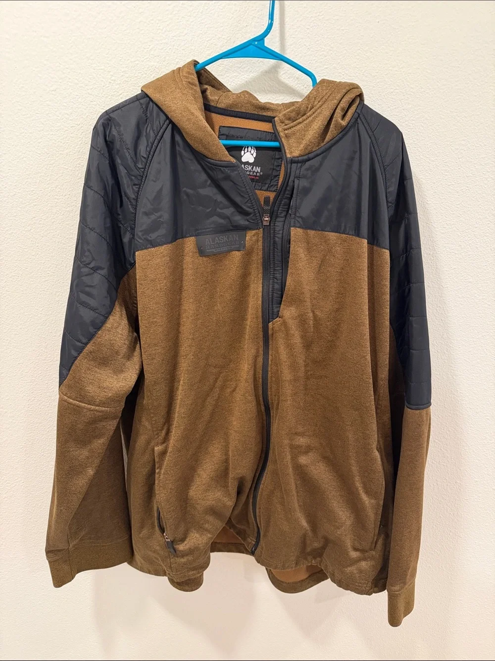 Duluth Trading Co Brown and Black Lightweight Hooded Shirt Jacket